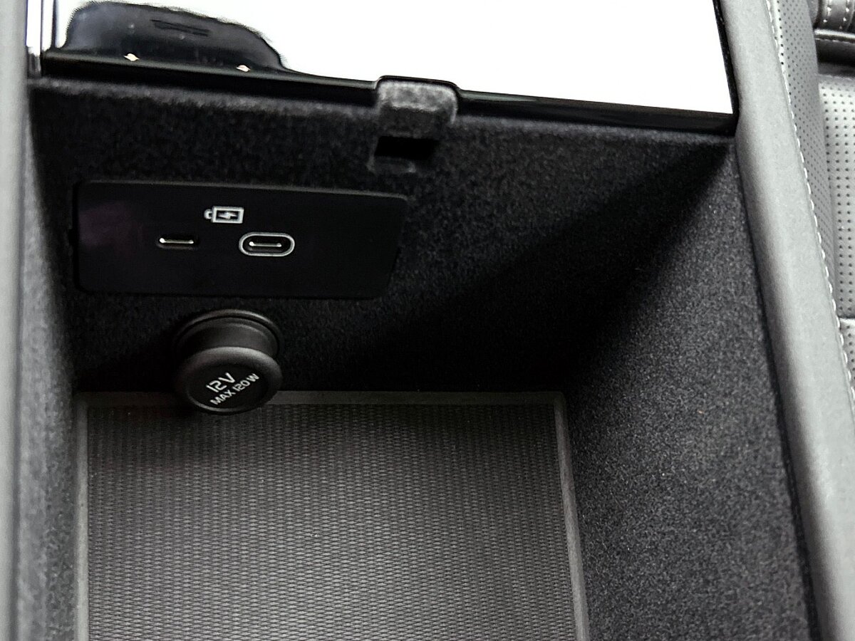 49651630 volvo xc90 2 0 t8 awd ultra dark luchtvering trekhaak bowers wilkin 83