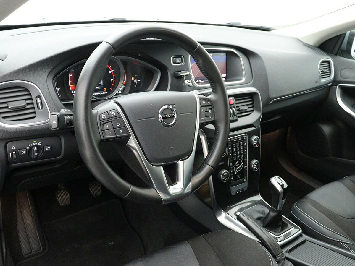 34202849 volvo v40 2 0 t2 nordic 12 maanden garantie navigatiesysteem 4