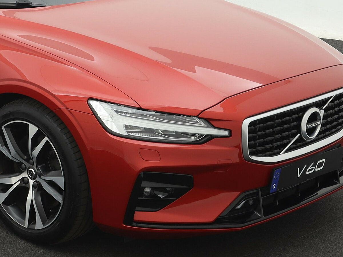 34202853 volvo v60 2 0 t5 r design 03