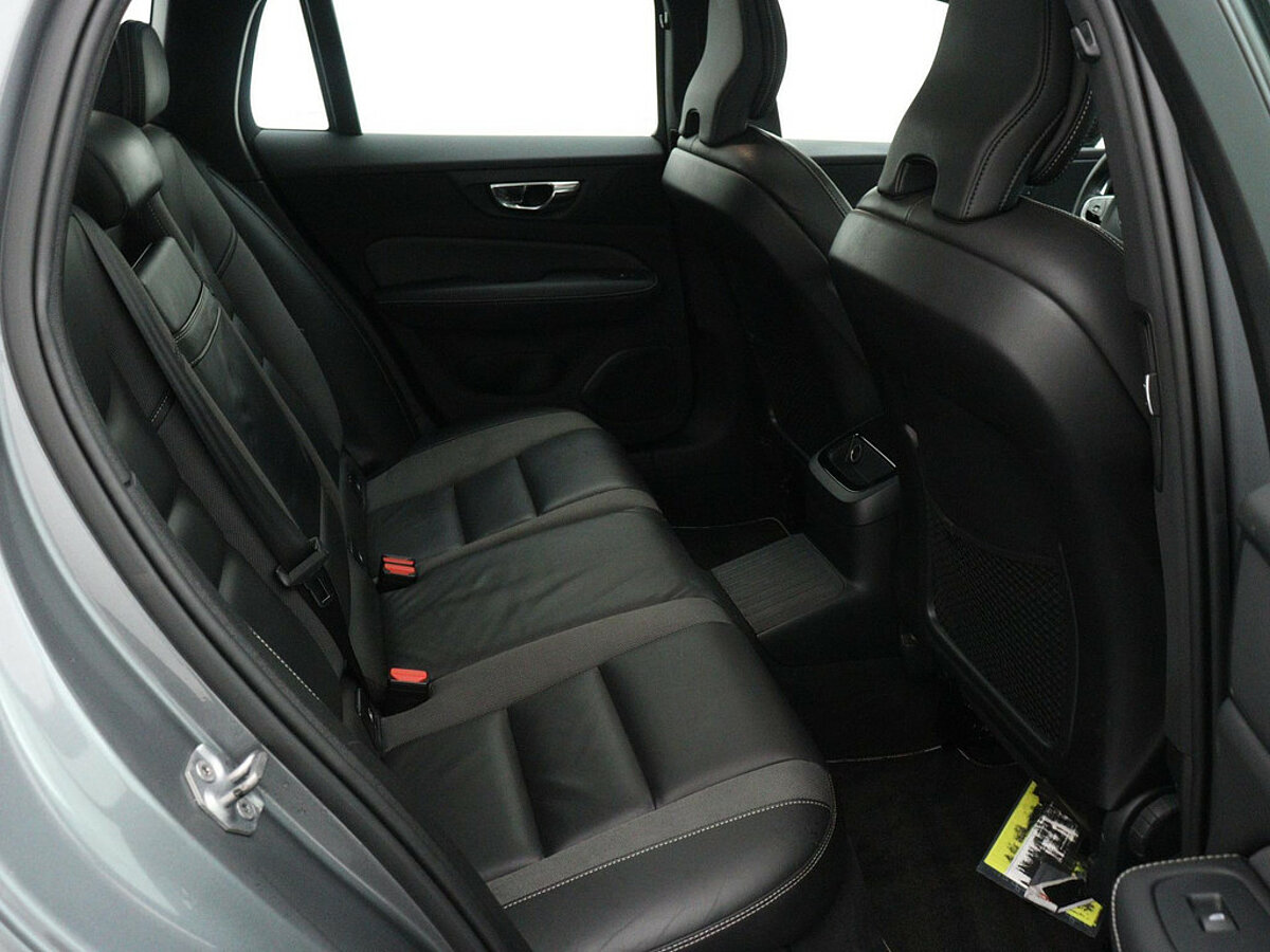 34254967 volvo v60 2 0 t8 recharge awd r design panoramadak stoelen met geheuge 13