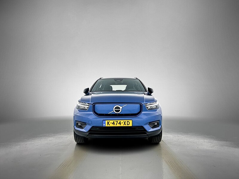 44714624 volvo xc40 recharge p8 awd r design 6 09