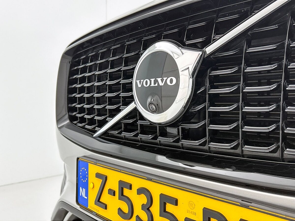 45880368 volvo xc90 2 0 t8 awd ultimate dark leder panorama dak blis 52