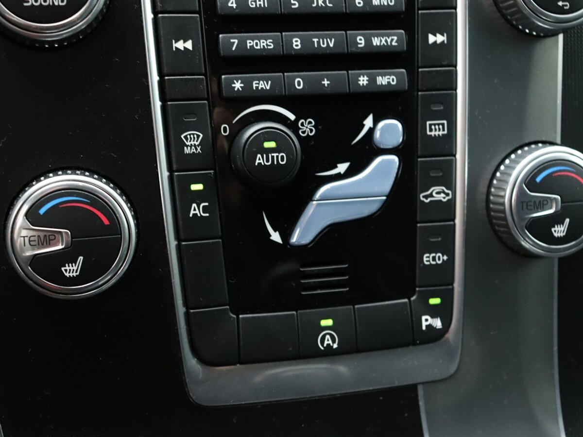 36050213 volvo v60 1 5 t3 r design bbf0b1
