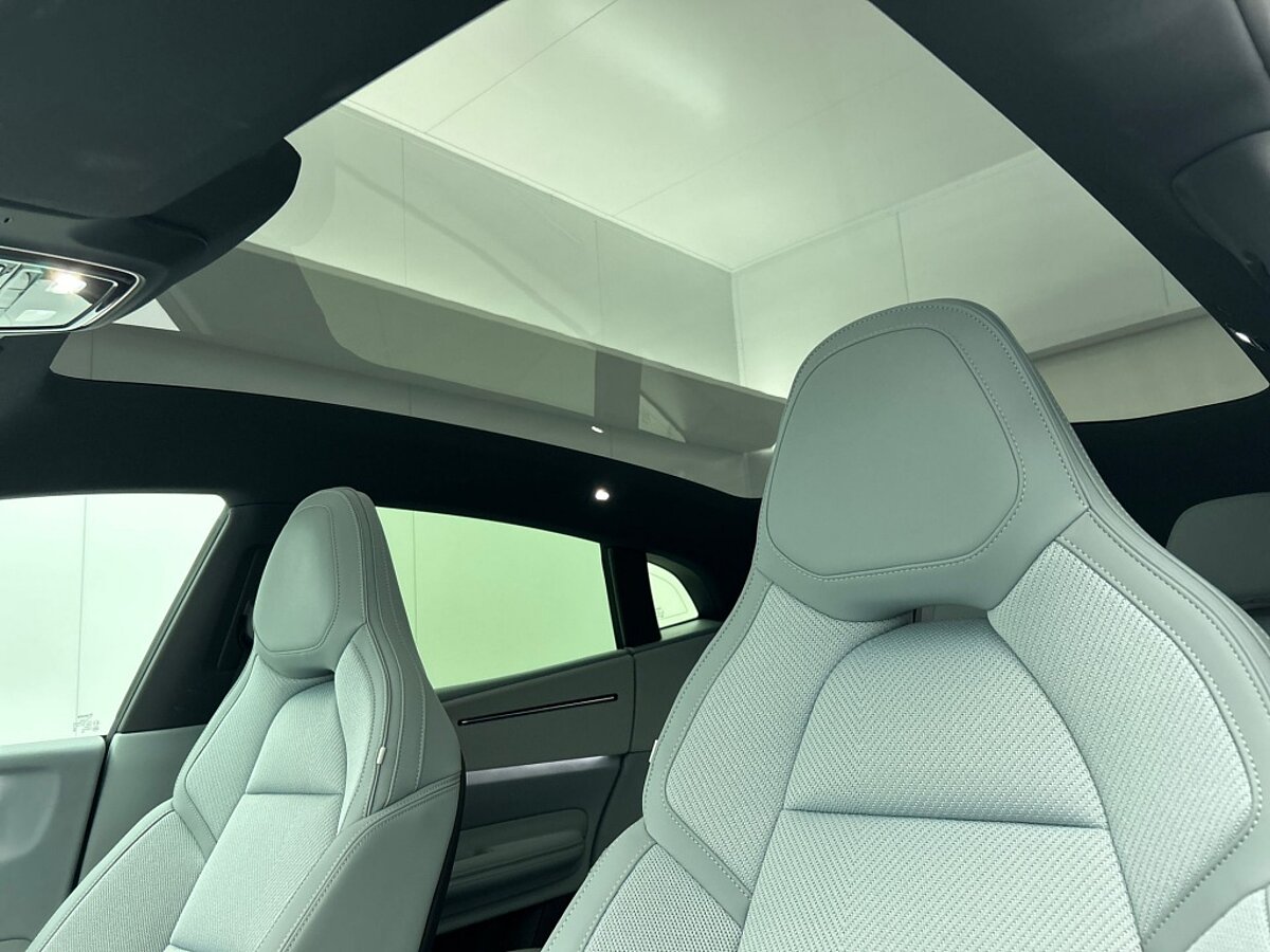 47870789 polestar 4 long rang dual motor pilot plus 100 kwh 51c123