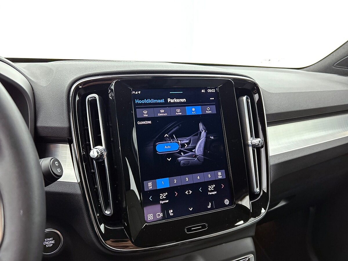 48947583 volvo xc40 2 0 b4 plus dark trekhaak harman kardon 08