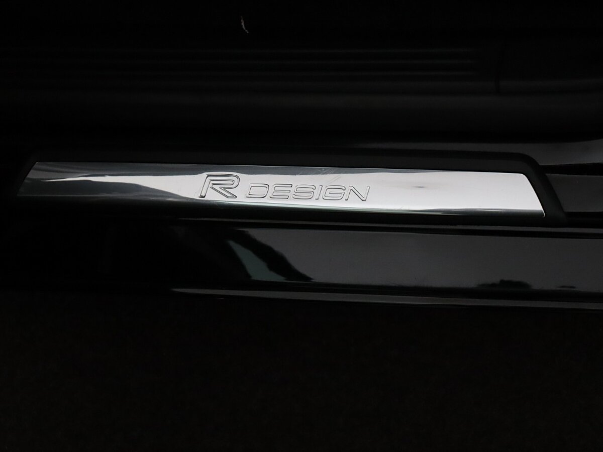 35472655 volvo v40 2 0 t4 bns sport panorama dak navigatie camera achter le 75