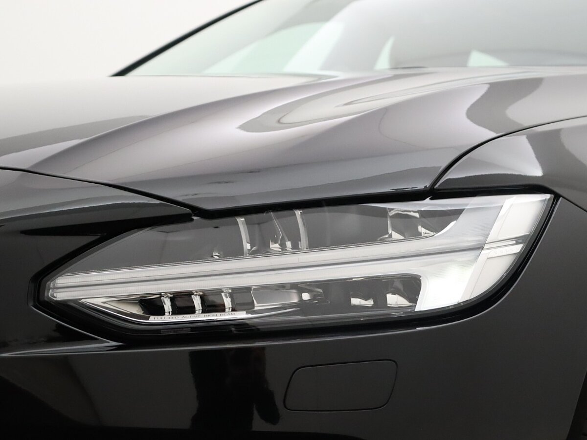 35532920 volvo v90 b5 ultra bright 577eb3