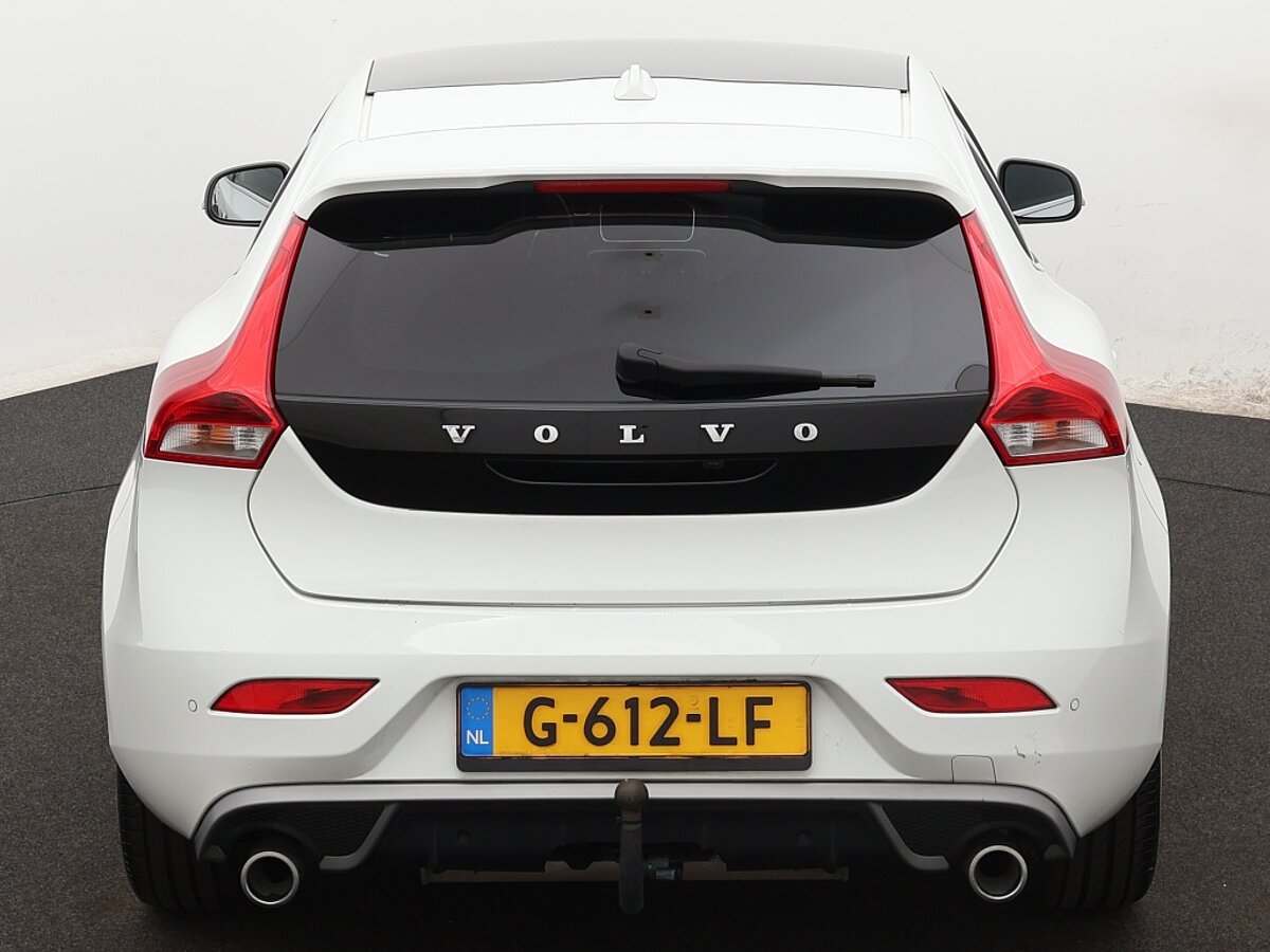 35952887 volvo v40 1 5 t3 polar sport 9 03