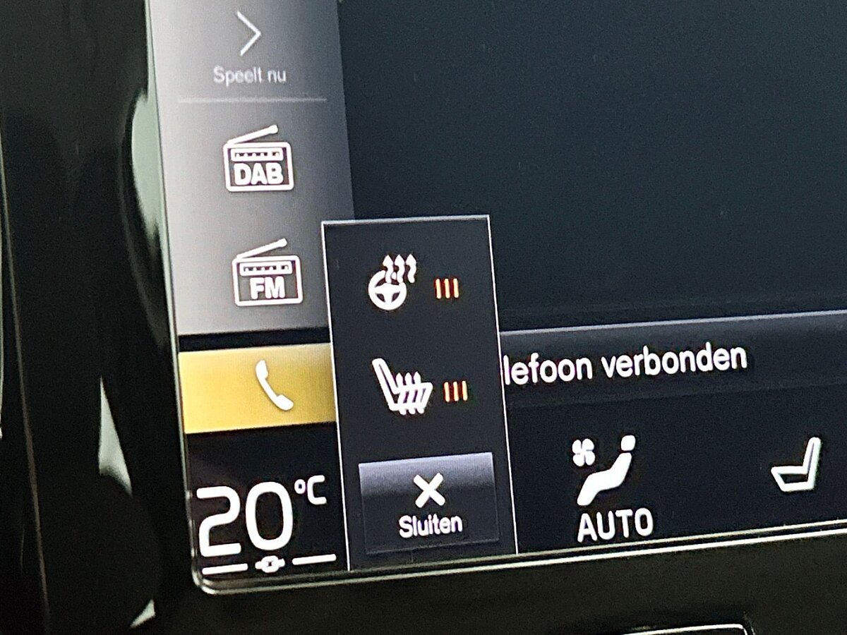 45493914 volvo xc40 t4 recharge inscription expression 31