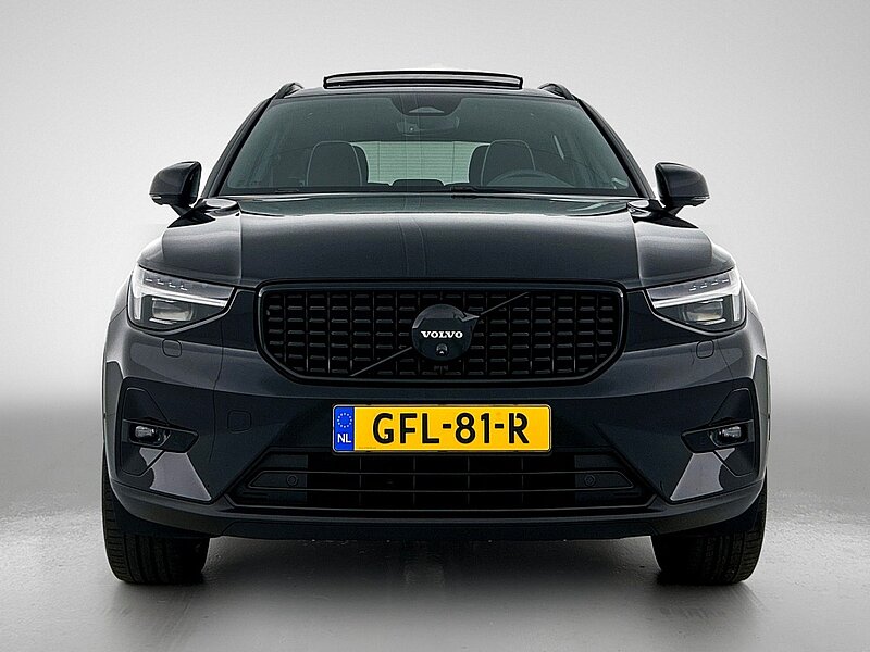 46931780 volvo xc40 2 0 b4 plus black edition 6 05