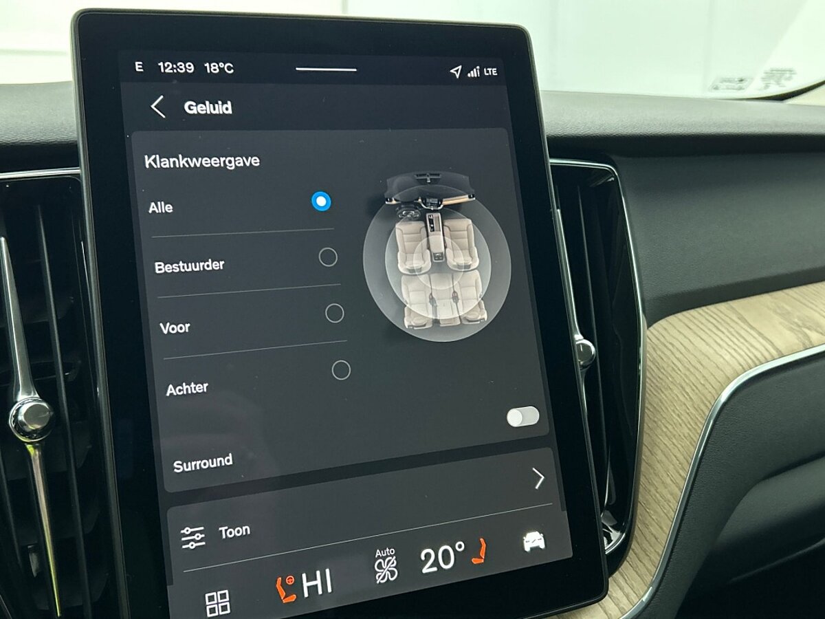 49431430 volvo xc60 plus dark plug in hybrid awd 20 lm velgen onyx black demon 71