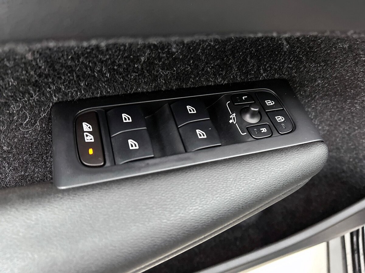 47908783 volvo xc40 1 5 t3 inscription panorama dak leder 18 lichtmetaal 85