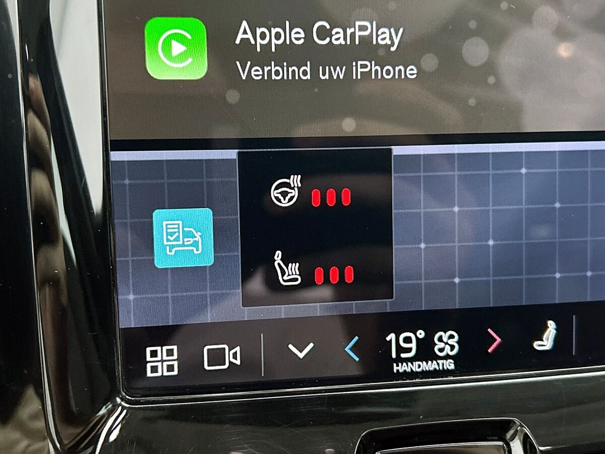 49002623 volvo xc60 2 0 t6 plus dark trekhaak 360a camera panoramadak 42