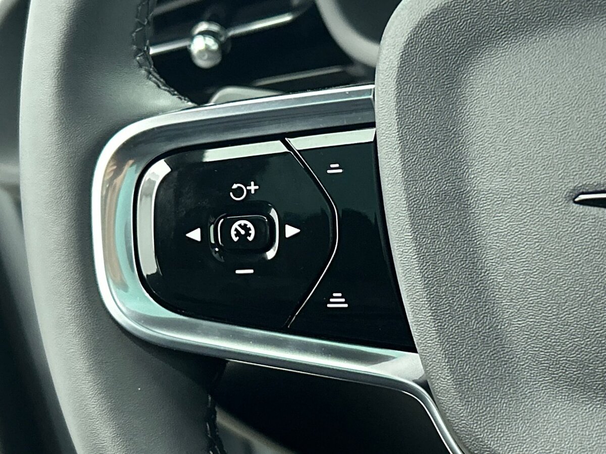 49559841 polestar 2 srsm 70 kwh pilot plus 6 04