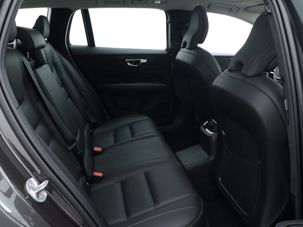 39017286 volvo v60 2 0 t6 awd ultimate bright stoelventilatie panorama dak c488e6