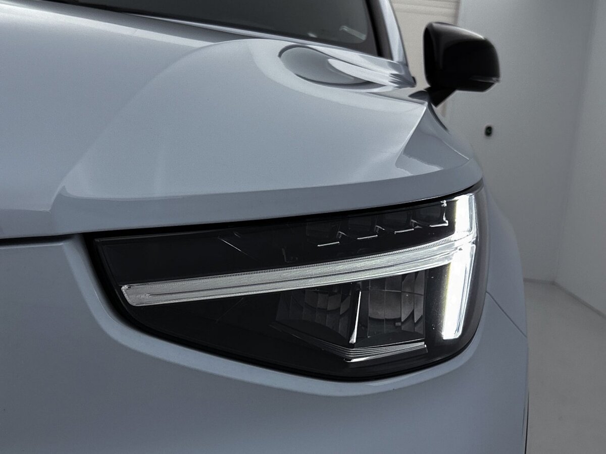 44775017 volvo xc40 2 0 b4 plus dark trekhaak 60
