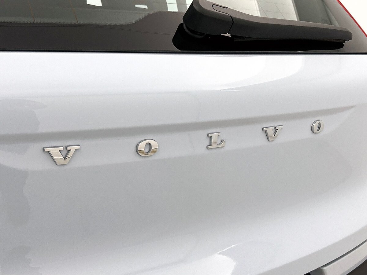 47271279 volvo xc40 2 0 b4 plus dark trekhaak automaat navigatie 18