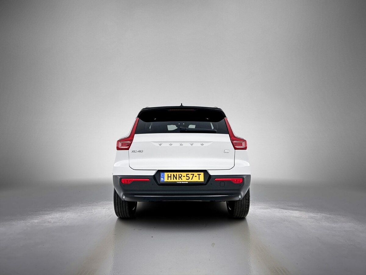 44986349 volvo xc40 1 5 t4 recharge r design 3 06