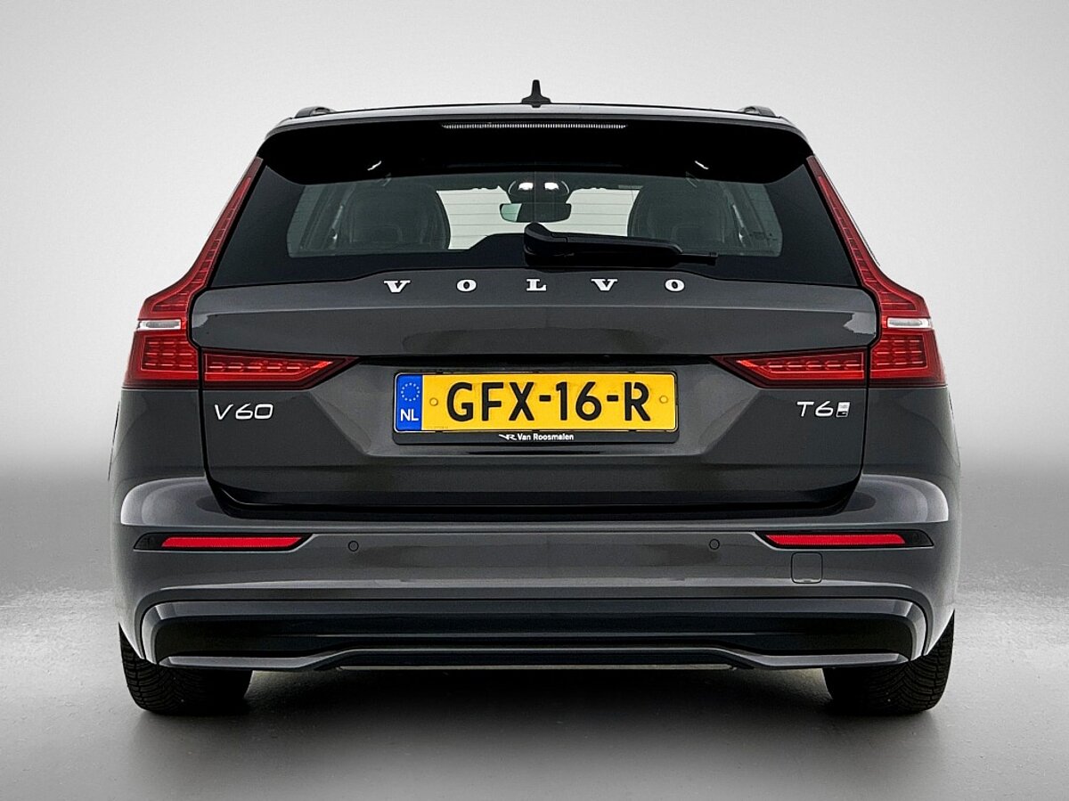46986772 volvo v60 2 0 t6 awd plus dark 3 02