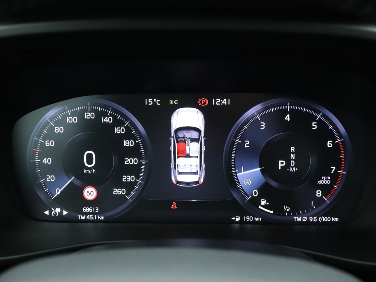 35824529 volvo xc40 2 0 t4 momentum pro 44