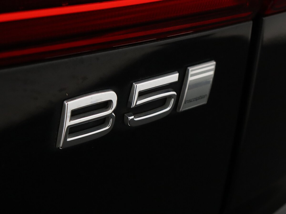36110625 volvo xc60 2 0 b5 inscript 43ed29