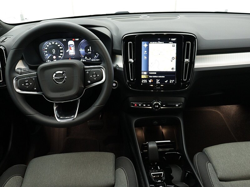 44035279 volvo xc40 1 5 t4 plus dark 360a camera 6 05