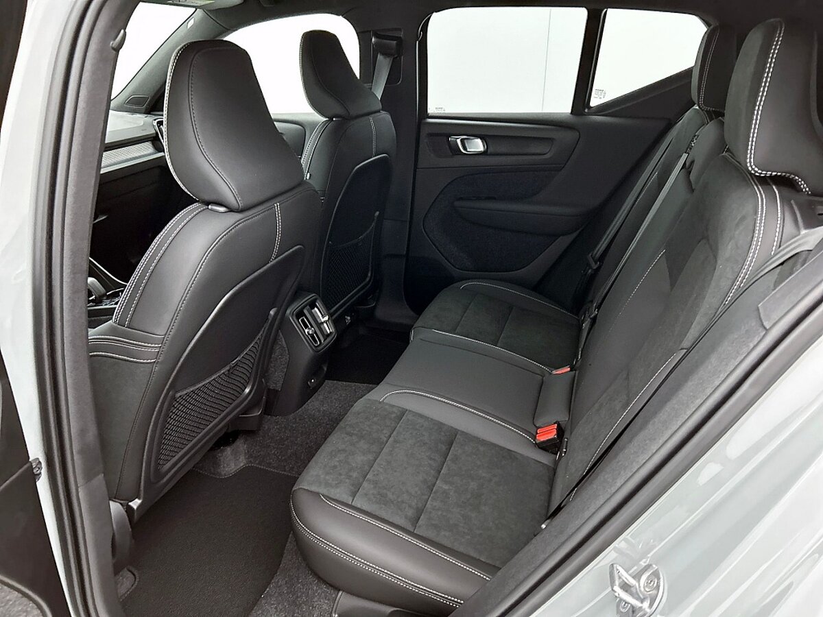 46616743 volvo ex40 ex40 rwd extended range plus black edition panoramadak nubuc 78