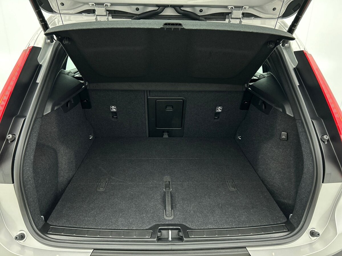 47458918 volvo xc40 2 0 b4 plus dark trekhaak 2000kg trekgewicht adaptieve cru 55