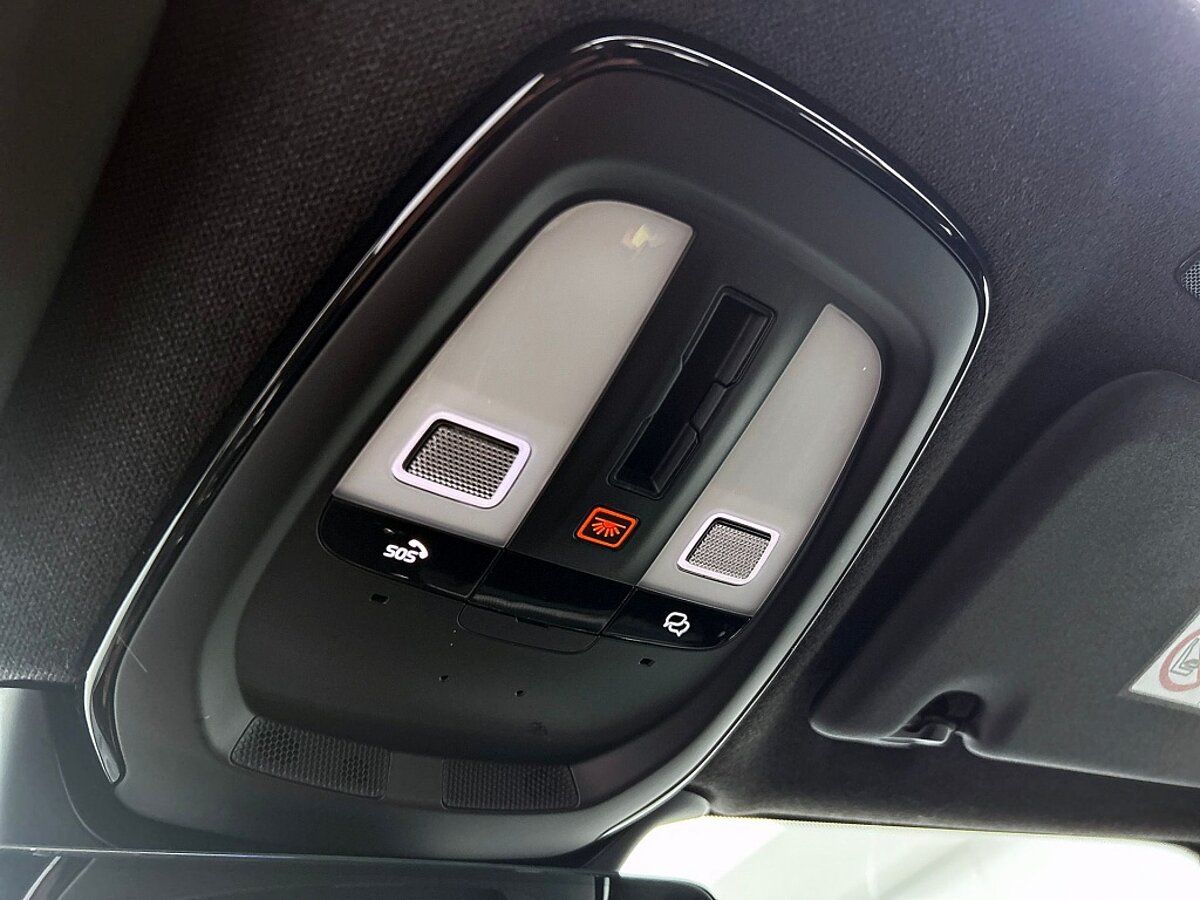 48515763 volvo xc40 b3 dark nubuck pano climate pack pilot assist memory s 61