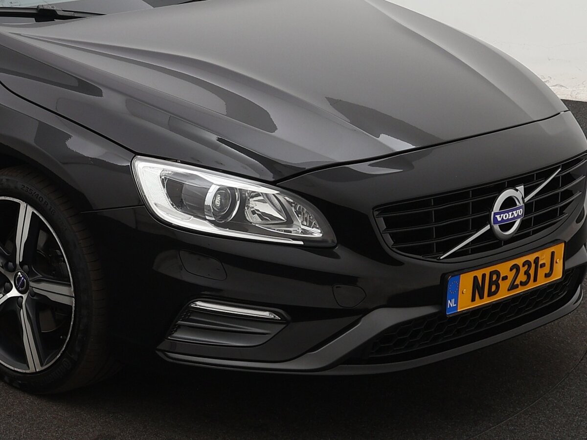 36050213 volvo v60 1 5 t3 r design 91