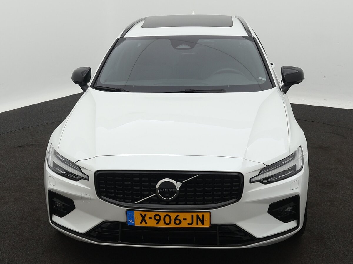 41603058 volvo v60 2 0 b3 plus dark panoramadak trekhaak 360a camera 9 04