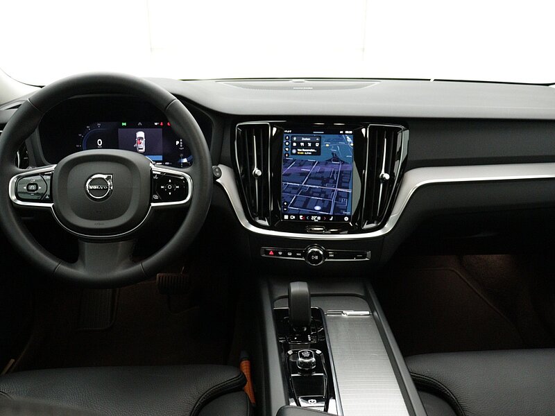 43882075 volvo v60 2 0 b4 plus bright panorama dak leder 360ao camera h k 6 03