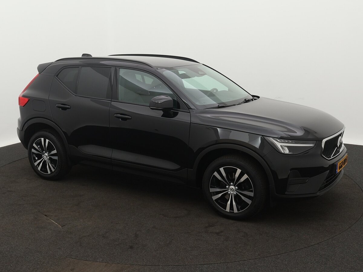 43888100 volvo xc40 2 0 b3 essential ca02aa