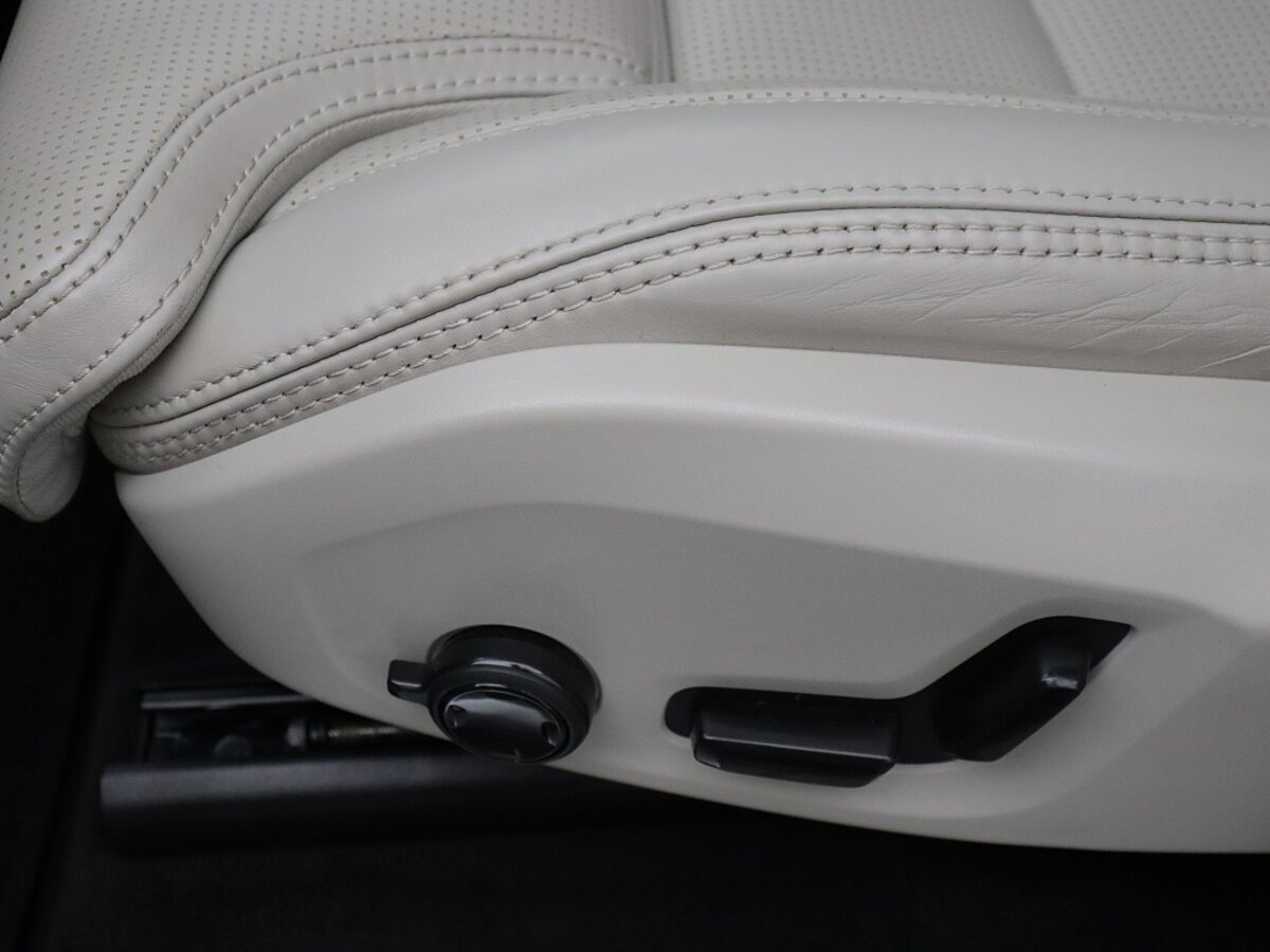 42349930 volvo xc90 2 0 t8 awd ultimate bright panorama dak stoelventilatie 00f1b7