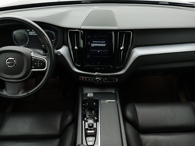43349984 volvo xc60 2 0 b5 awd momentum pro 6 07