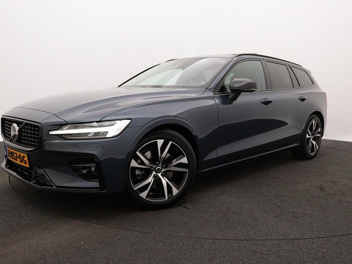 43852732 volvo v60 2 0 b4 plus dark trekhaak panoramadak d519eb