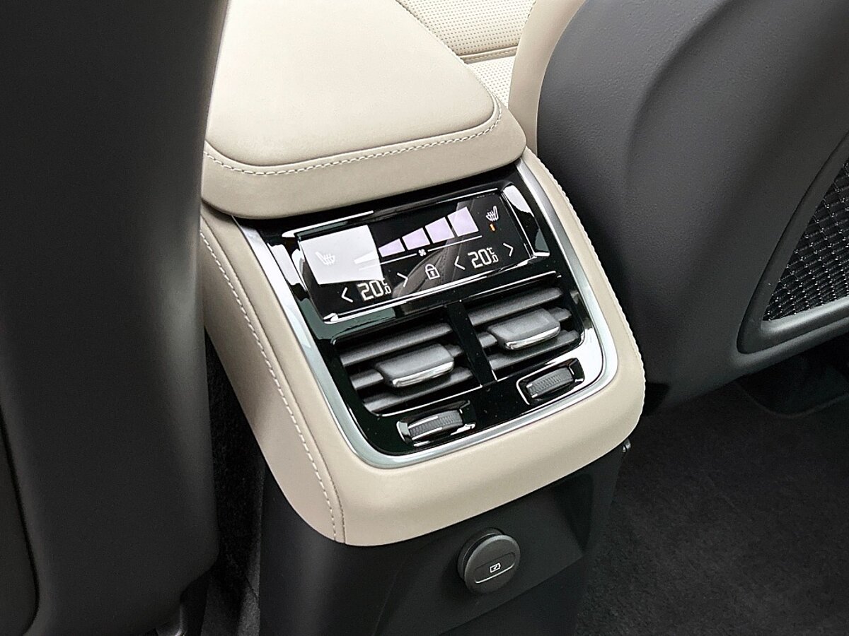 47022447 volvo xc90 2 0 t8 awd ultra dark luchtvering massage nappa ventilatie 65