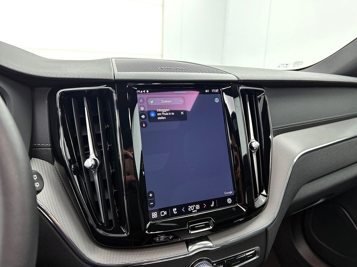 48340442 volvo xc60 2 0 t6 plug in hybrid awd ultimate dark luchtvering trekhaak 72