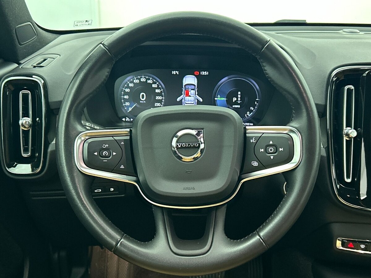 49484333 volvo xc40 1 5 t4 recharge inscription leder blis navigatie sensore 35