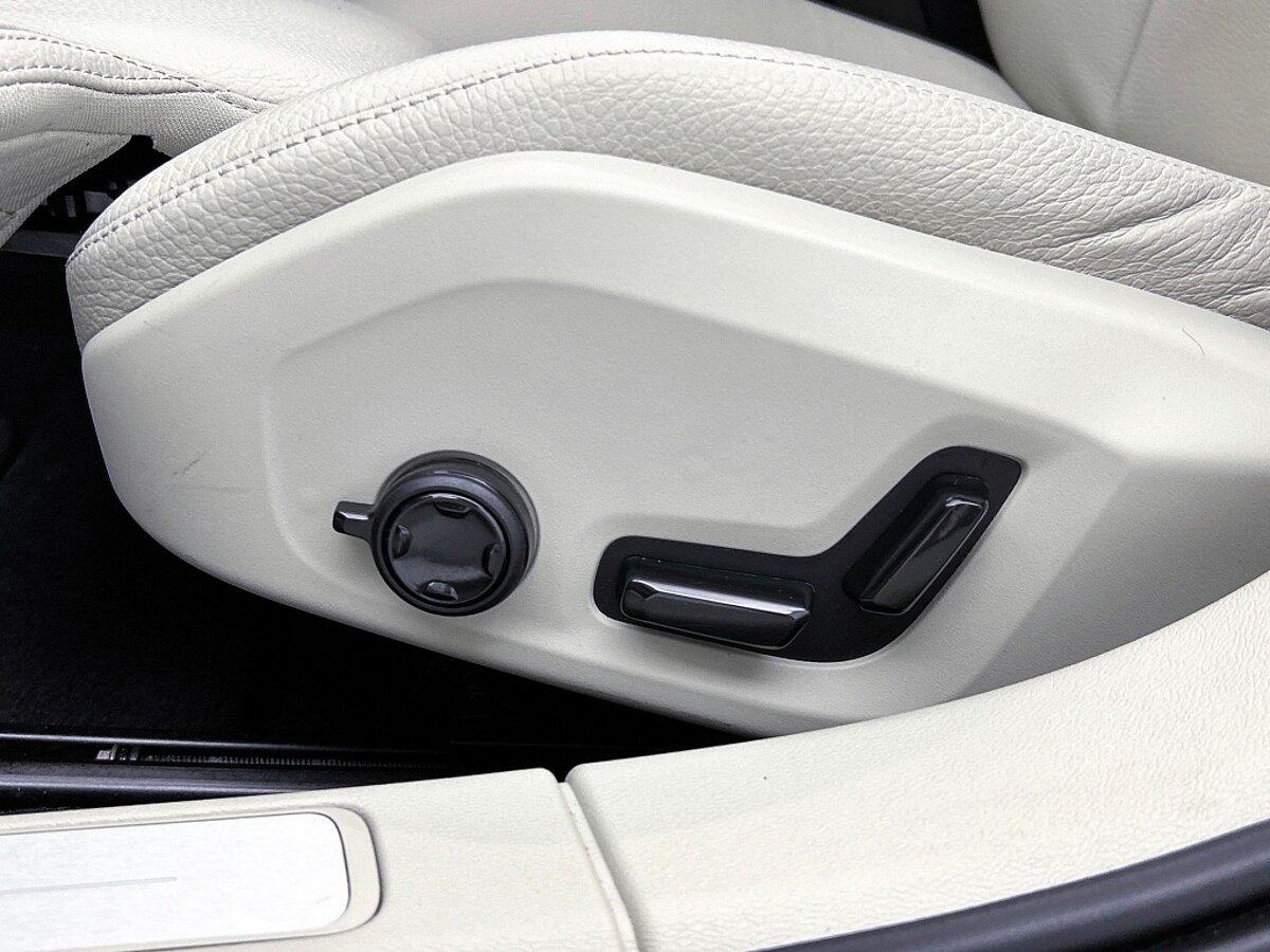 45912620 volvo v60 2 0 t6 awd ultimate bright 360a camera trekhaak panoramada 27f182