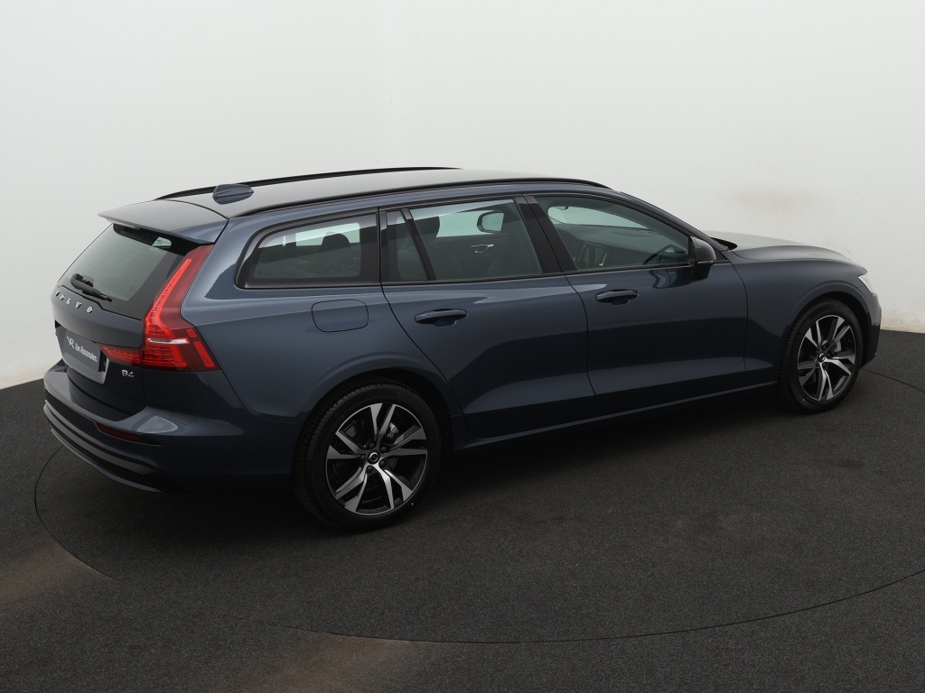 40173625 volvo v60 v60 b4 plus dark harman kardon audio nieuw uit voorraad 8c7b81