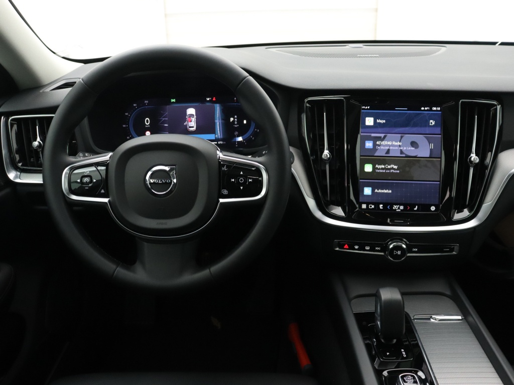 41451043 volvo v60 2 0 b3 plus dark panorama dak trekhaak lighting pack 6 39