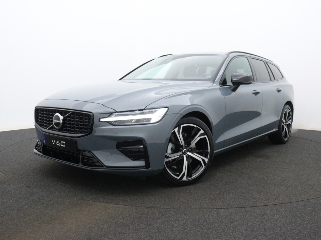 43755968 volvo v60 2 0 b3 plus dark sportstoelen zwarte hemel camera 1dd433