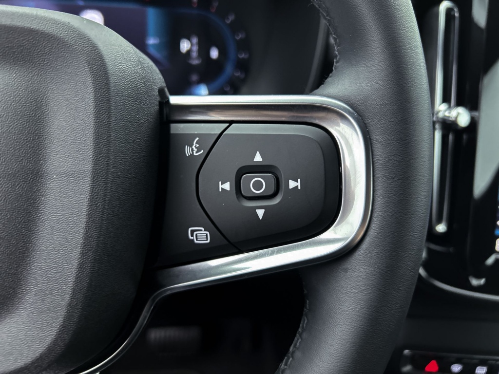 44775017 volvo xc40 2 0 b4 plus dark trekhaak 191401