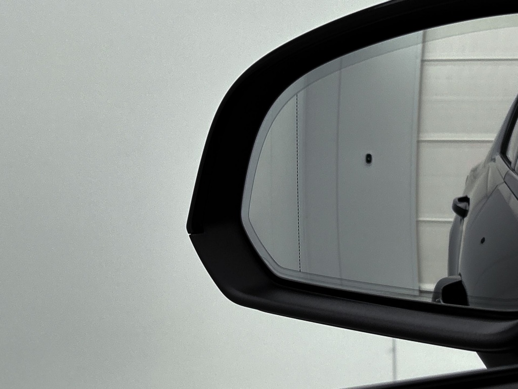 45429924 volvo xc40 1 5 t5 recharge r design 1c96e8