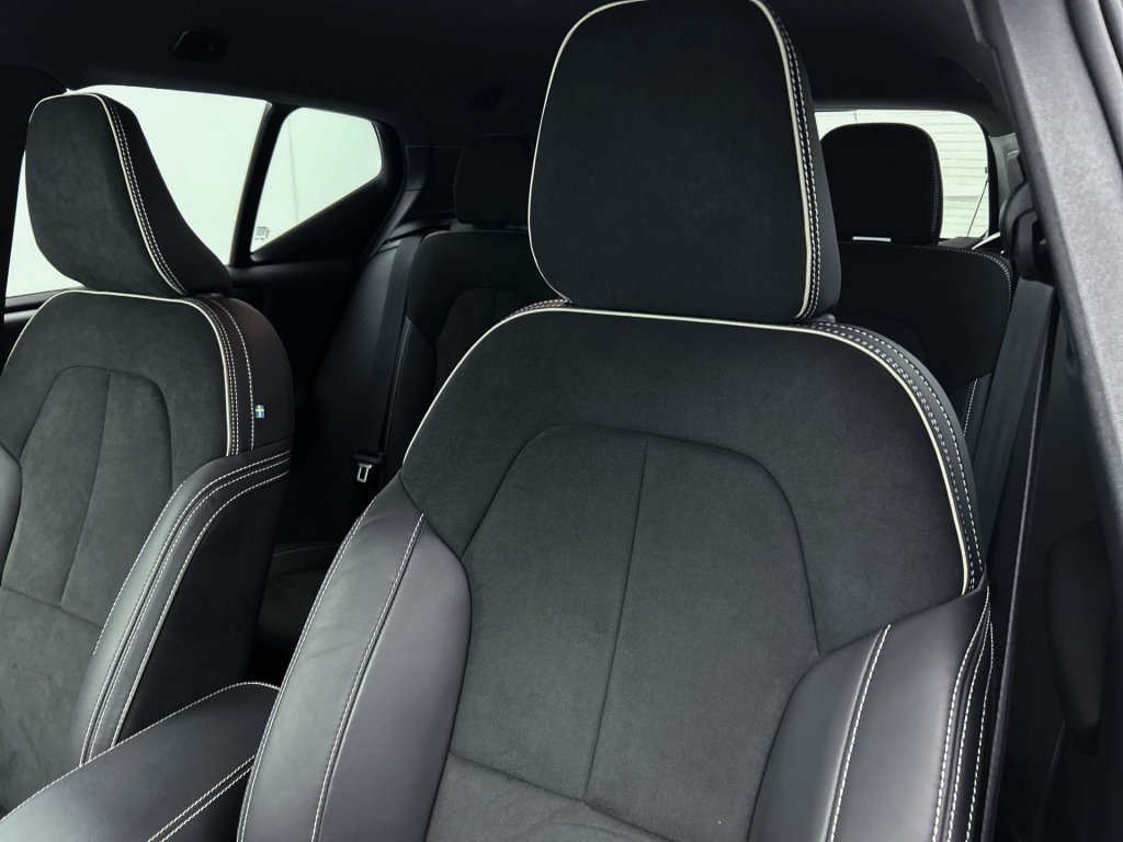 45429924 volvo xc40 1 5 t5 recharge r design d62f15