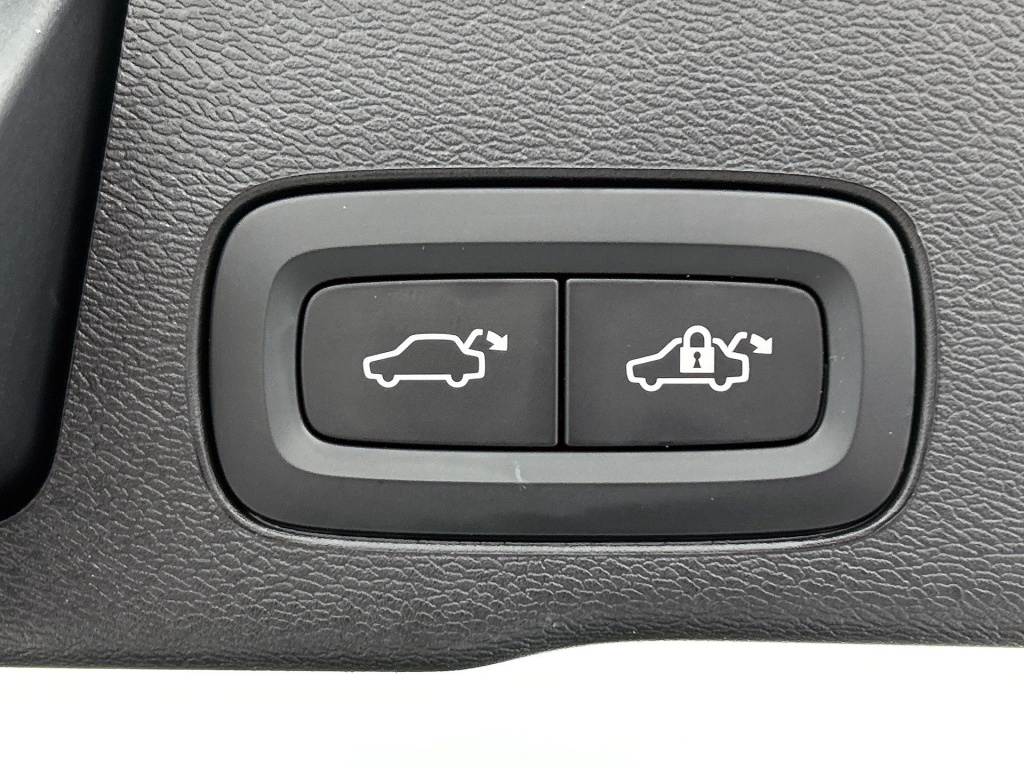 45497015 volvo xc60 2 0 t6 awd ultimate dark 360a camera trekhaak 0925c3