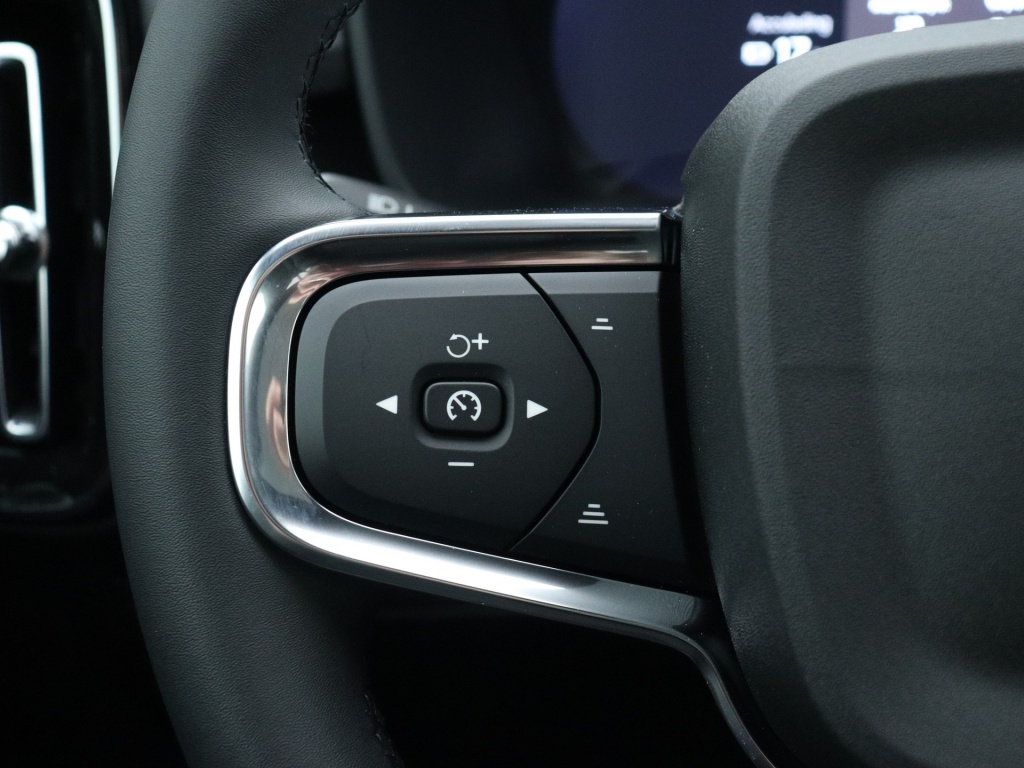 45734604 volvo c40 extended plus 82 kwh adaptive cruise trekhaak getint glas e450d8