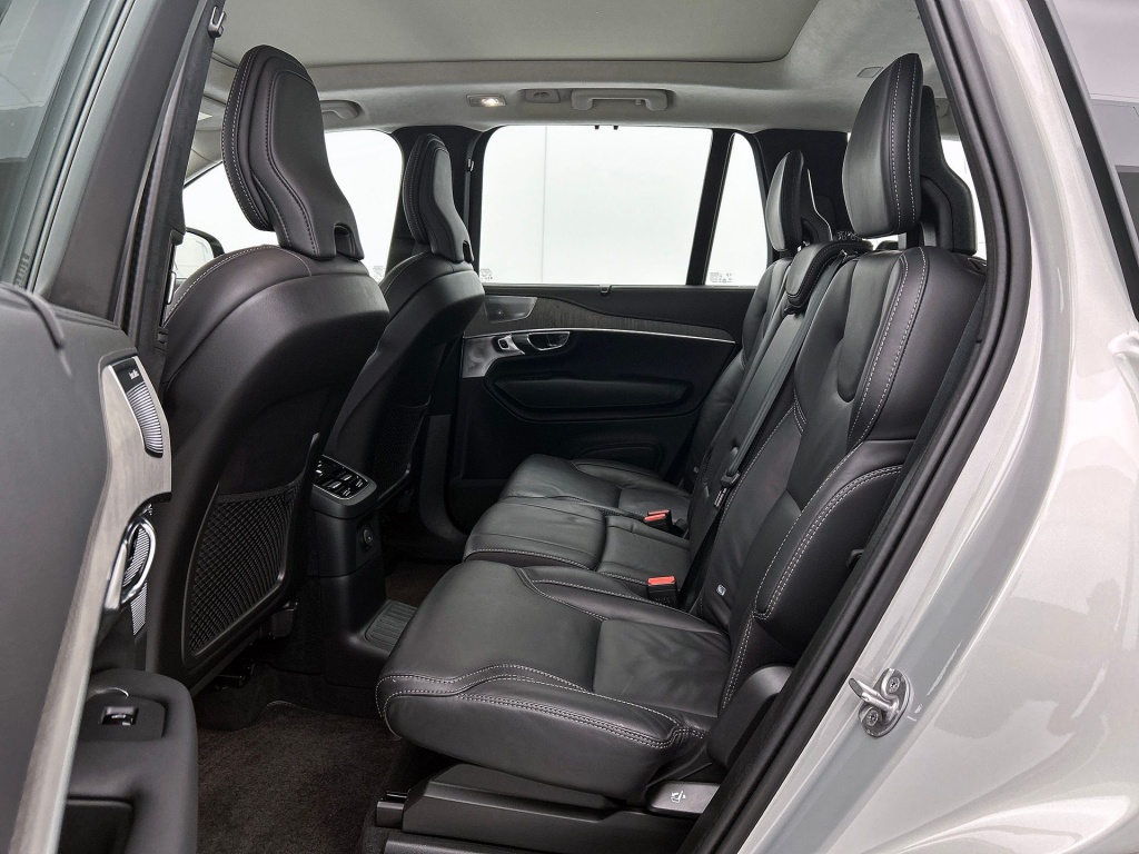 45880368 volvo xc90 2 0 t8 awd ultimate dark 5aa5ef