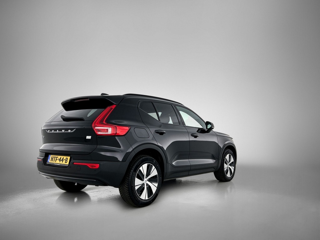 46060550 volvo xc40 1 5 t4 plus dark 5 04